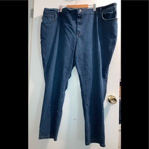 LEE mid rise relaxed fit straight leg jeans